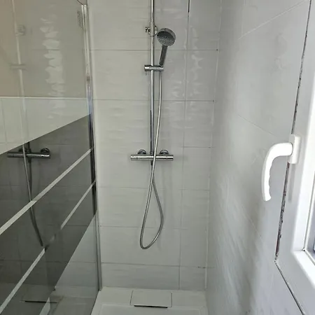 Le Calme Entre Gorges Du Verdon Et Luberon アパート *